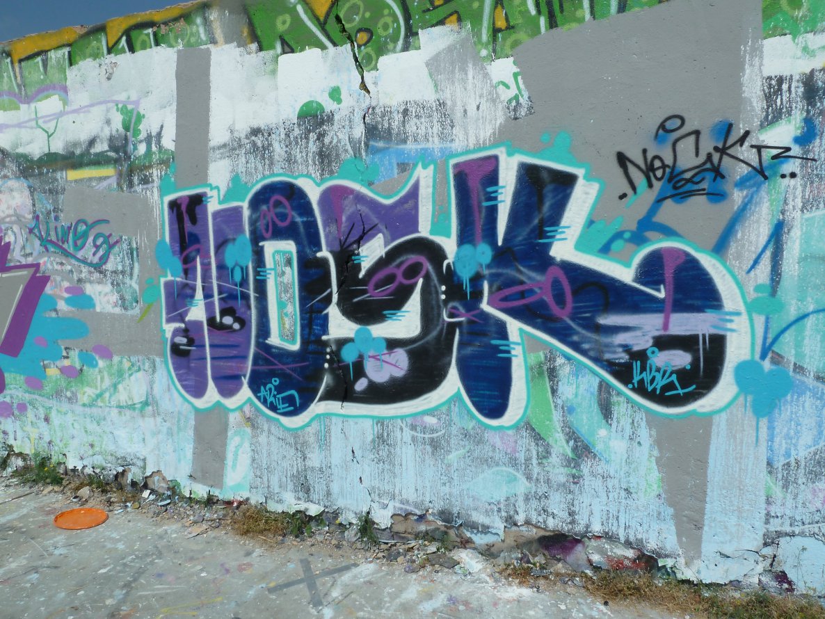 Graffiti Wall - Photo by quepasa - Nosk, Kbr (2013)