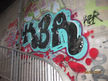 Graffiti Bombing - Photo by quepasa - Kbr (2013)