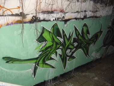 Graffiti Wall - Photo by quester - gütersloh, quest
