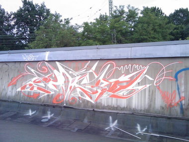 Graffiti Wall - Photo by quester - quest, pate, rooftop (2013)