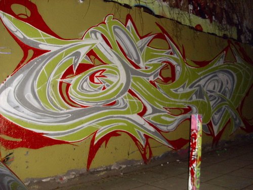 Graffiti Wall - Photo by quester - qst, weberei, quest