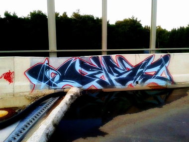 Graffiti Wall - Photo by quester - quest