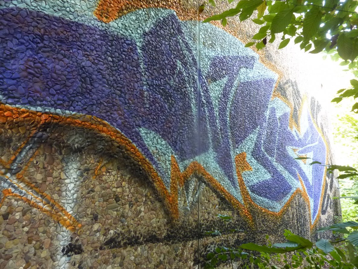 Graffiti Bombing - Photo by quester - NSG, QUEST, bielefeld