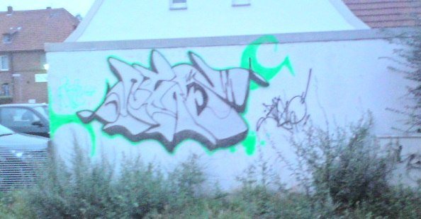 Graffiti Bombing - Photo by quester - drifs, gronau