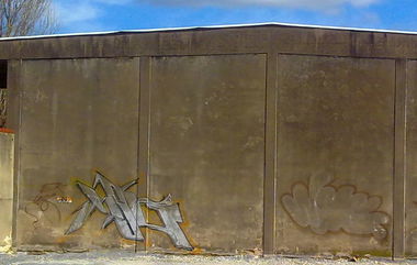 Graffiti Bombing - Photo by quester - nsg