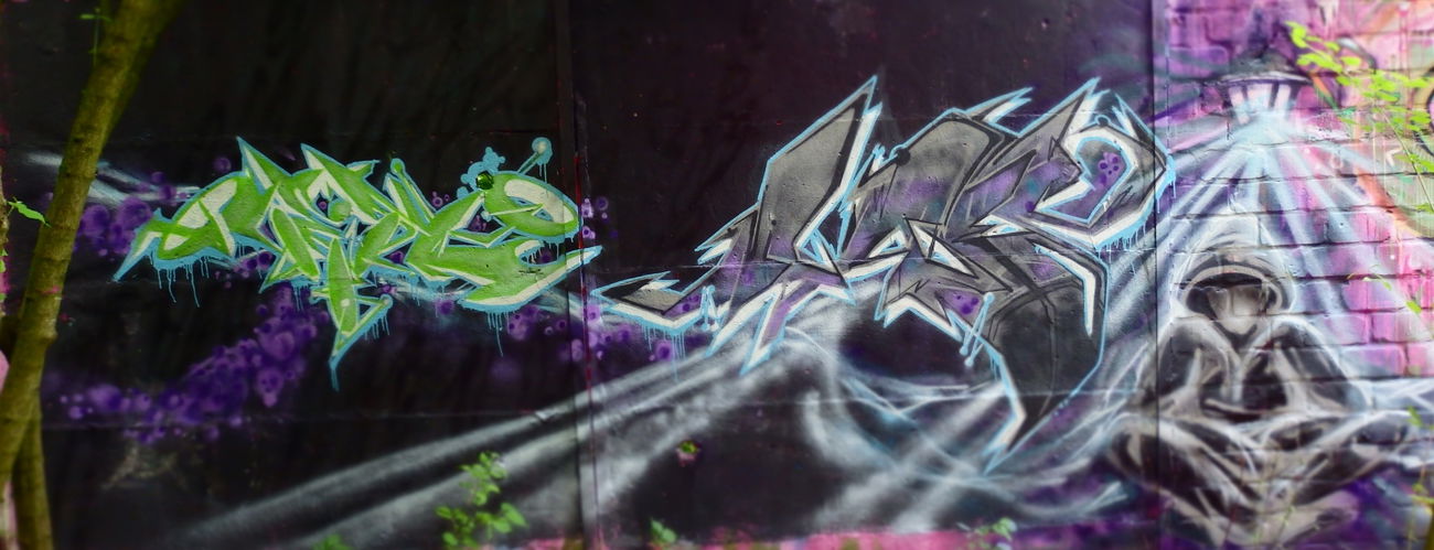 Graffiti Wall - Photo by quester