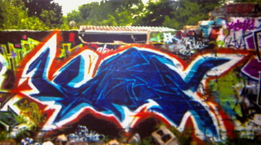 Graffiti Wall - Photo by quester - drifs