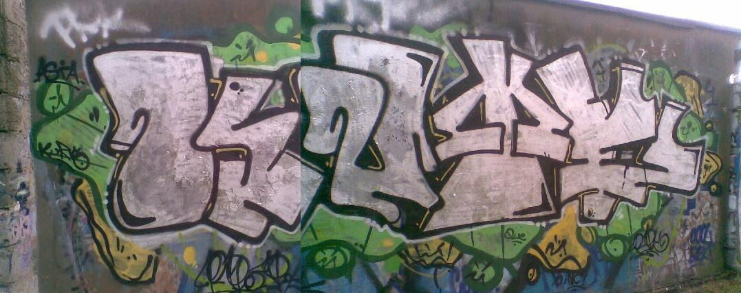 Graffiti Wall - Photo by quiteprk - Qurva (2015)