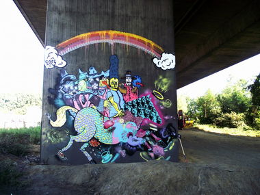 Graffiti Wall - Photo by qumi - herr, orm, qumi (2013)
