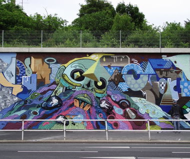 Graffiti Wall - Photo by qumi - qumi, the, top (2013)