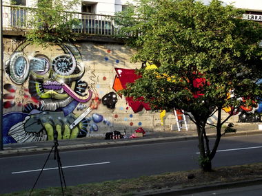 Graffiti Wall - Photo by qumi - skull, and, smoke (2012)