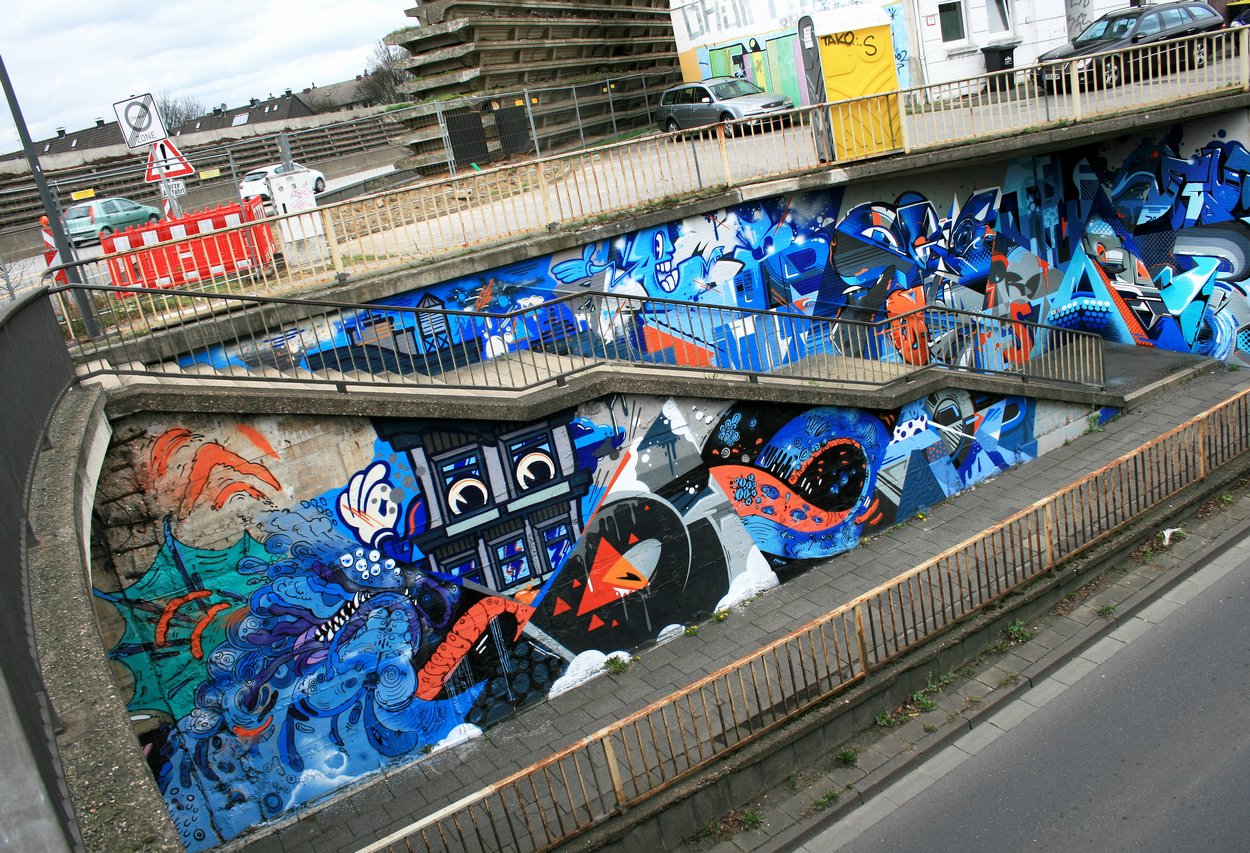 Graffiti Wall - Photo by qumi - qumi, o., v. (2014)