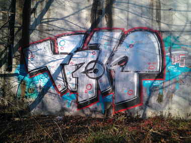 Graffiti Wall - Photo by qwerty123 - TrOk
