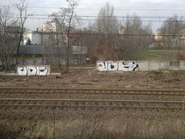 Graffiti Wall - Photo by qwerty123