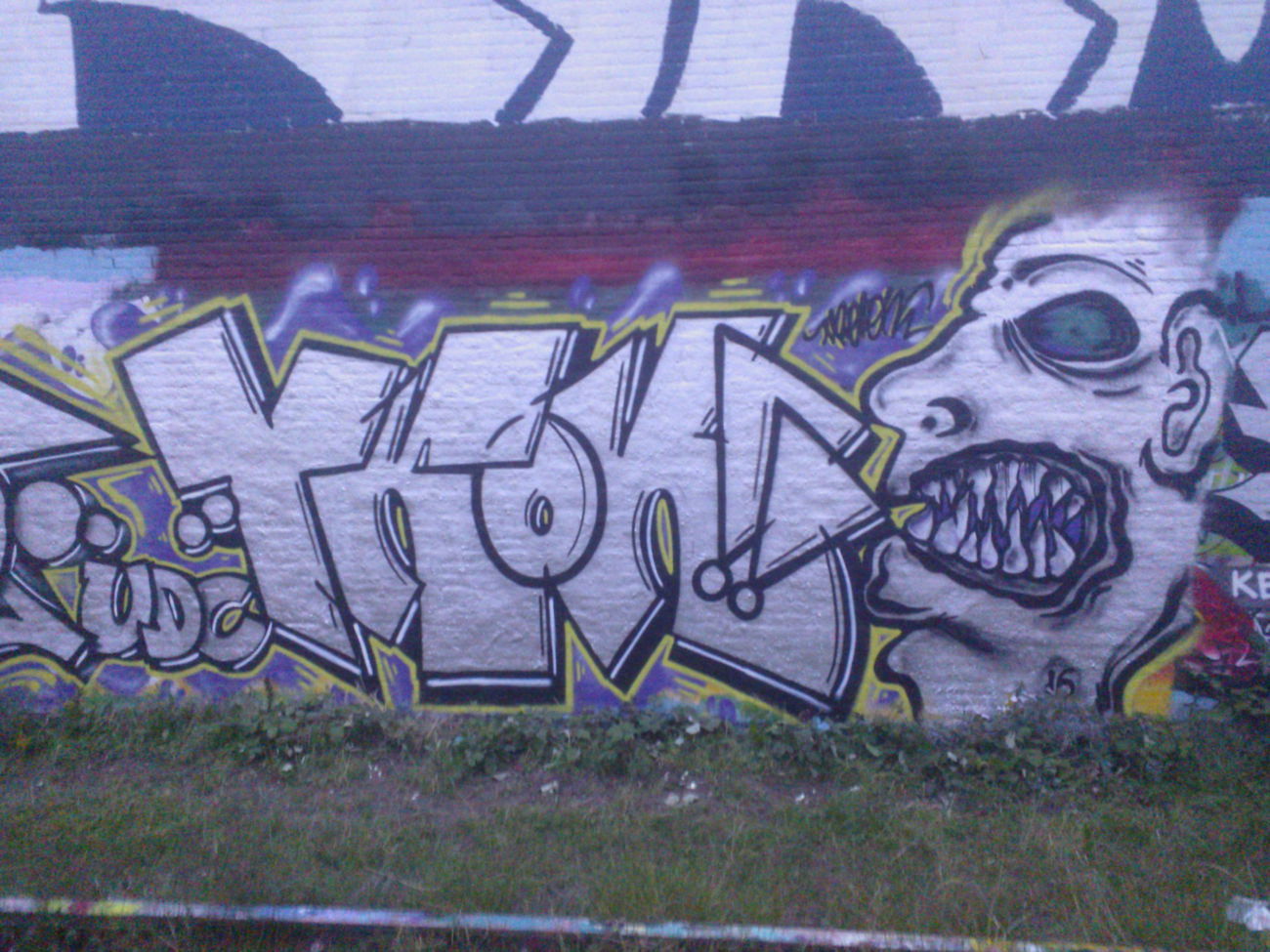 Graffiti Wall - Photo by qwerty123 (2016)