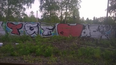 Graffiti Wall - Photo by qwerty123