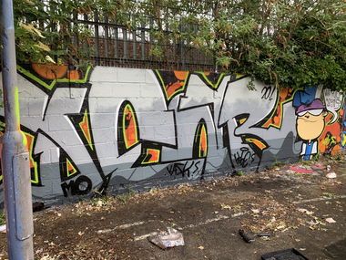 Graffiti Wall in City of nottingham - Photo by qwerty123 - Who, You, ? (2020)