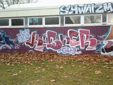 Graffiti Wall - Photo by r2d2 - kush, fcs
