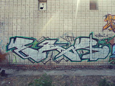 Graffiti Wall - Photo by raek (2013)