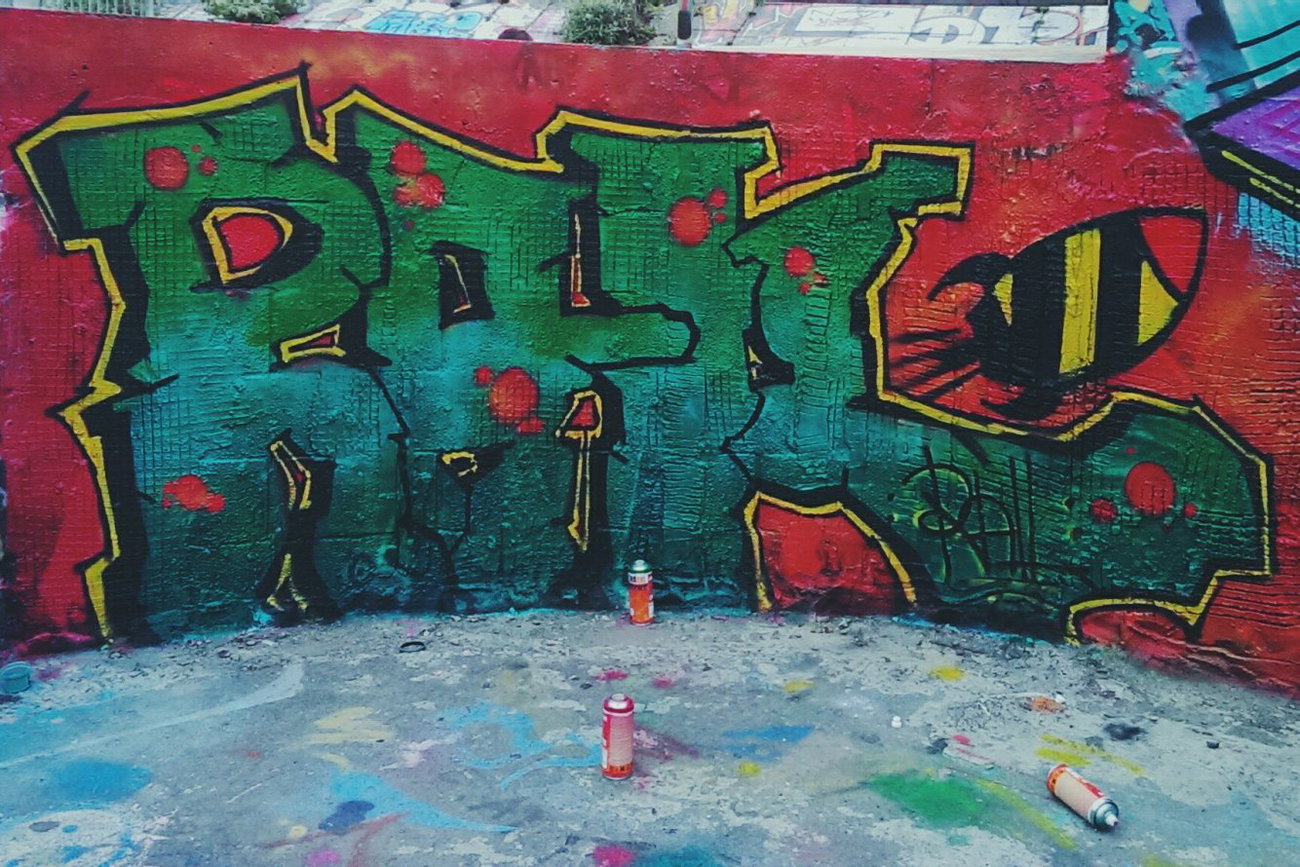 Graffiti Wall - Photo by rail