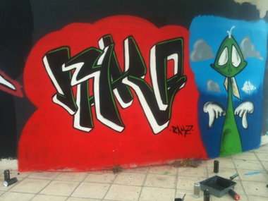 Graffiti Wall - Photo by rake_4_apnea_c