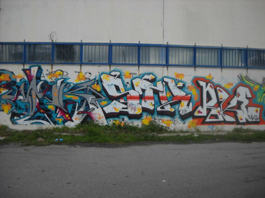 Graffiti Wall - Photo by rake_4_apnea_c