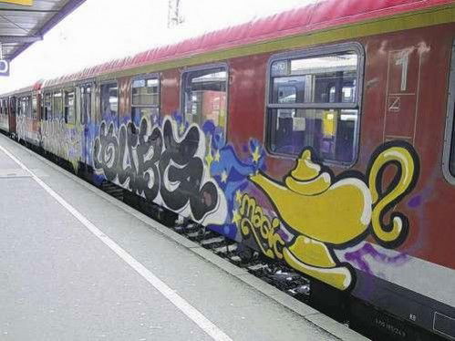 Graffiti Train - Photo by ramuk - qubg