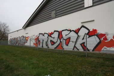 Graffiti Wall - Photo by ramuk - hz, sk, funky