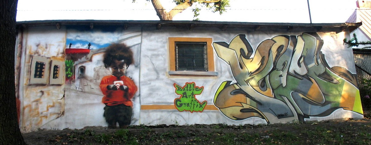 Graffiti Wall - Photo by rasexone1 - rase, baik (2011)