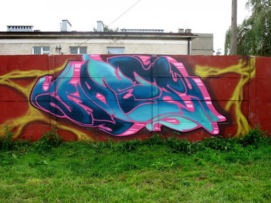 Graffiti Wall - Photo by rasexone1 - rase (2010)
