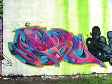 Graffiti Wall - Photo by rasexone1 - rase (2012)