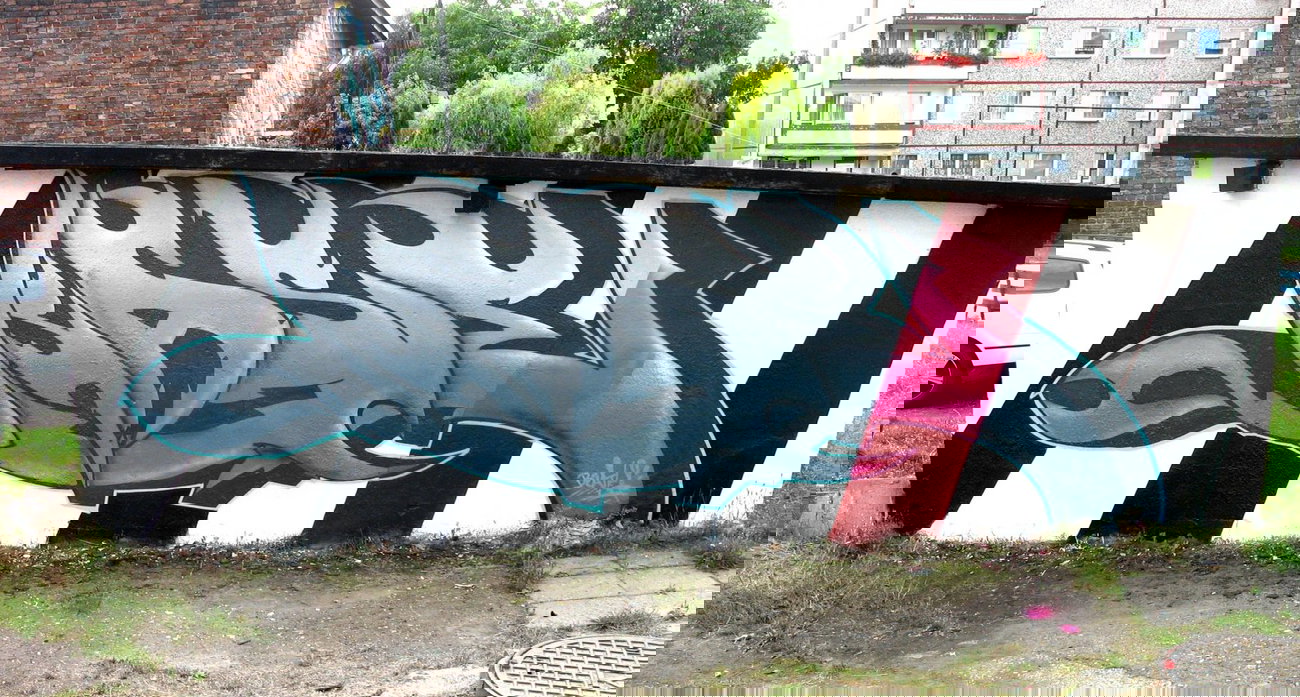 Graffiti Wall - Photo by rasexone1 - rase (2012)