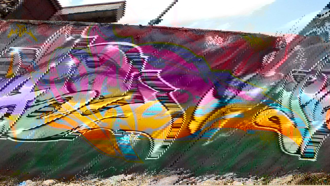 Graffiti Wall - Photo by rasexone1 (2013)