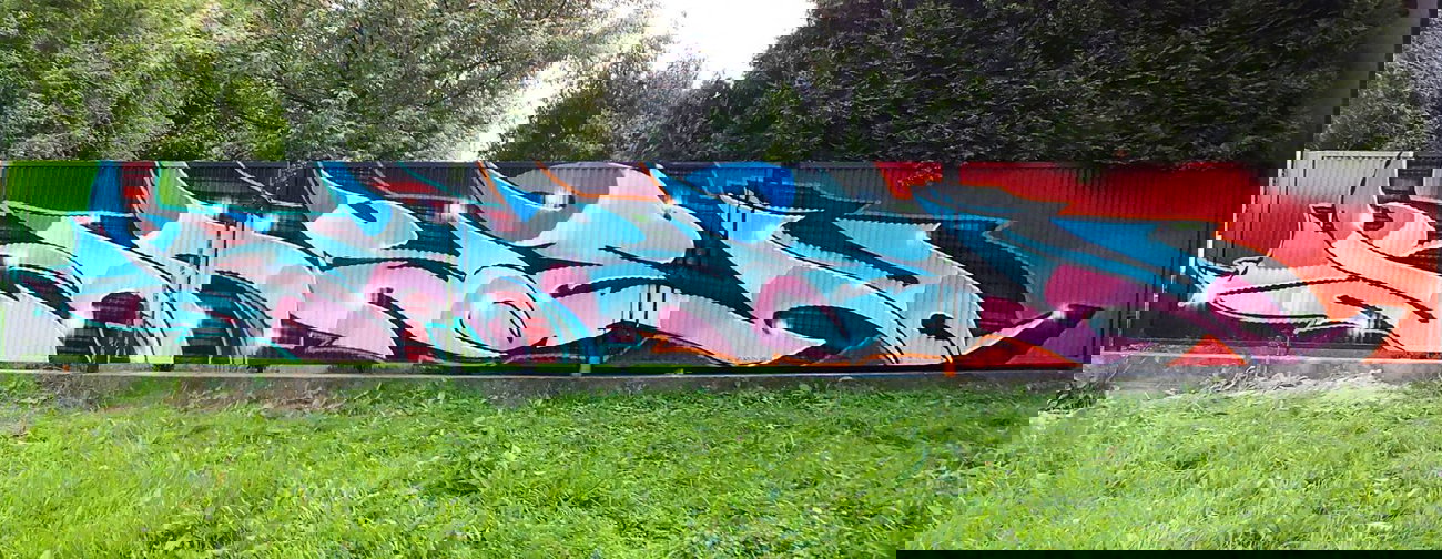 Graffiti Wall - Photo by rasexone1 - rase (2013)