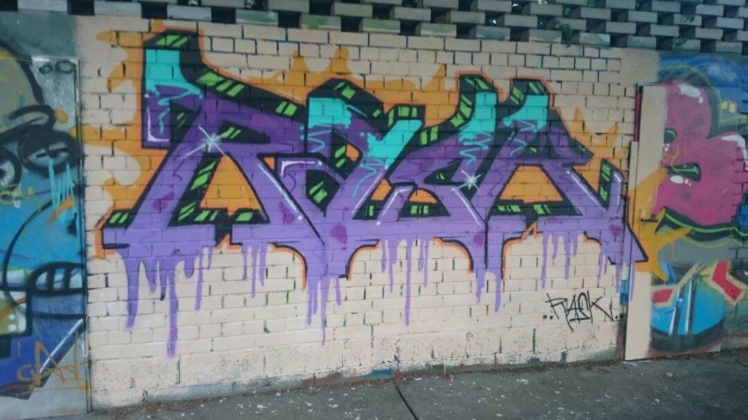 Graffiti Wall - Photo by rask