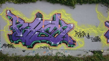 Graffiti Wall - Photo by rask