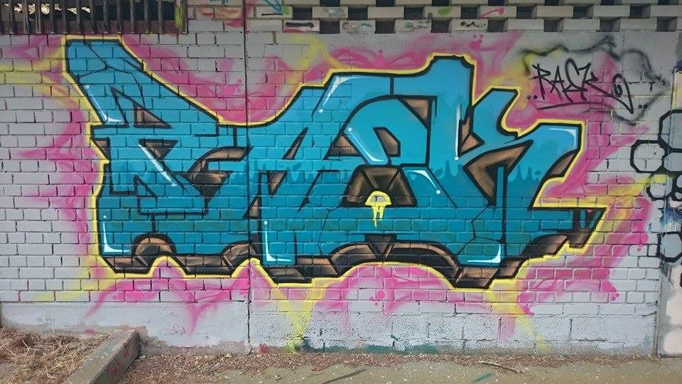 Graffiti Wall - Photo by rask