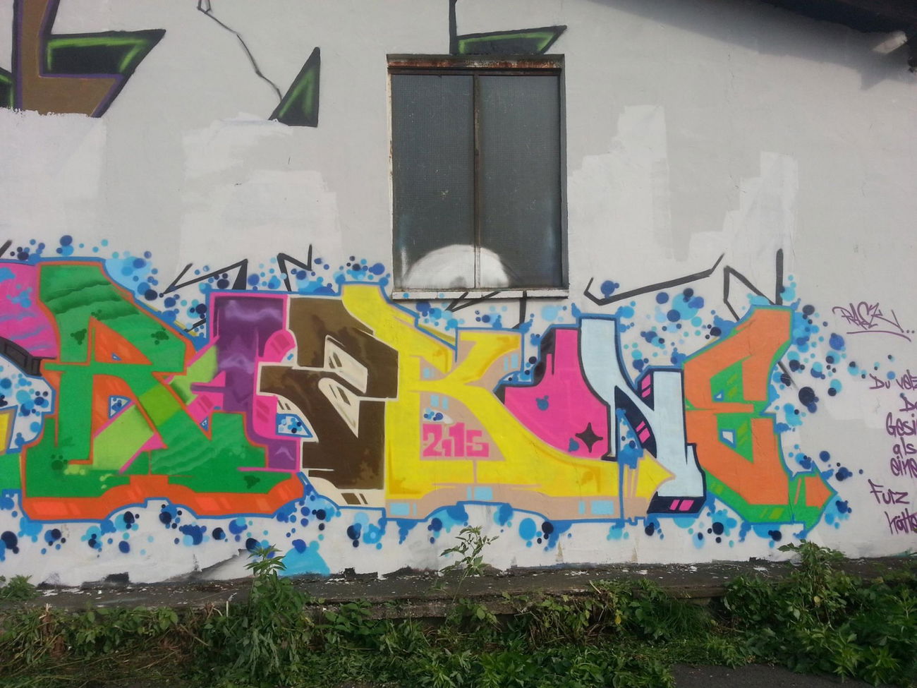 Graffiti Wall - Photo by rask