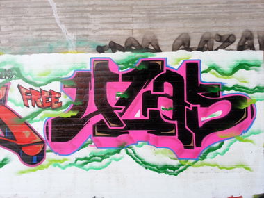 Graffiti Wall - Photo by rask
