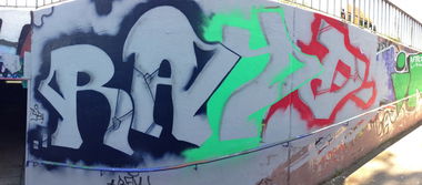 Graffiti Wall - Photo by raydtrb - rayd, trb.2013 (2013)