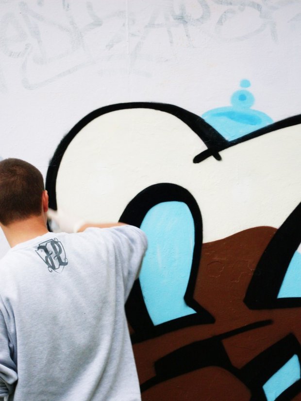 Graffiti Artwork - Photo by raz