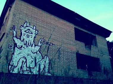 Graffiti Street Art in Russia - Photo by razorcik - razor (2013)