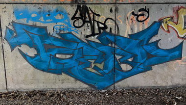 Graffiti Bombing - Photo by rebl303