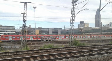 Graffiti Train - Photo by register (2015)
