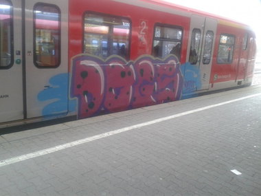 Graffiti Train - Photo by register