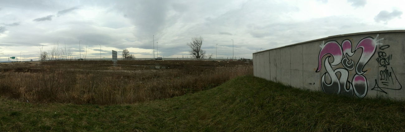 Graffiti Bombing - Photo by regn (2014)