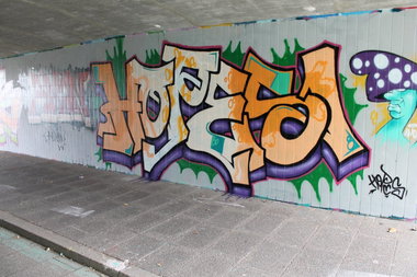 Graffiti Wall - Photo by renOsepoH - hopes, amon, blak (2013)