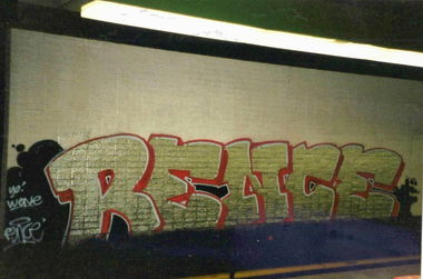 Graffiti Wall in Amsterdam - Photo by rence - RENCE (2013)