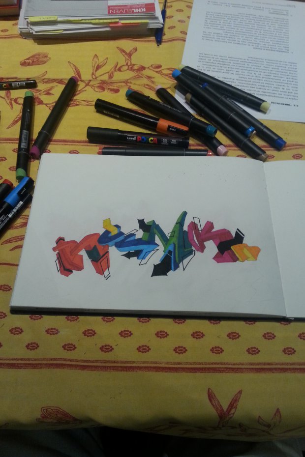 Graffiti Sketch - Photo by renkone (2014)