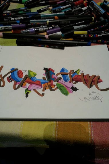 Graffiti Sketch - Photo by renkone (2014)